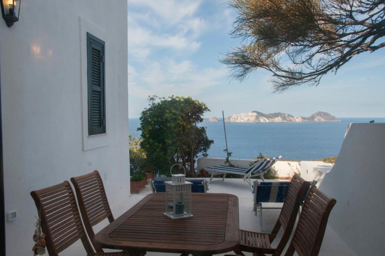 Guest House Villa Il Gabbiano Ponza Exterior foto